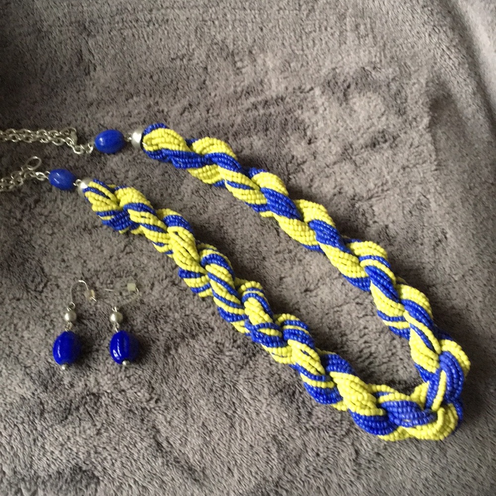 Necklace & Earring Set